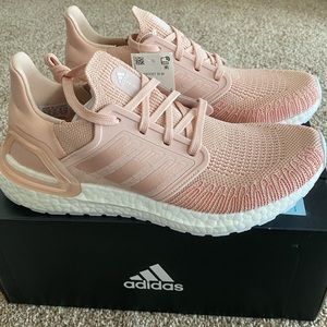 Adidas Women’s Ultraboost 20 Running Shoe Size 7.5